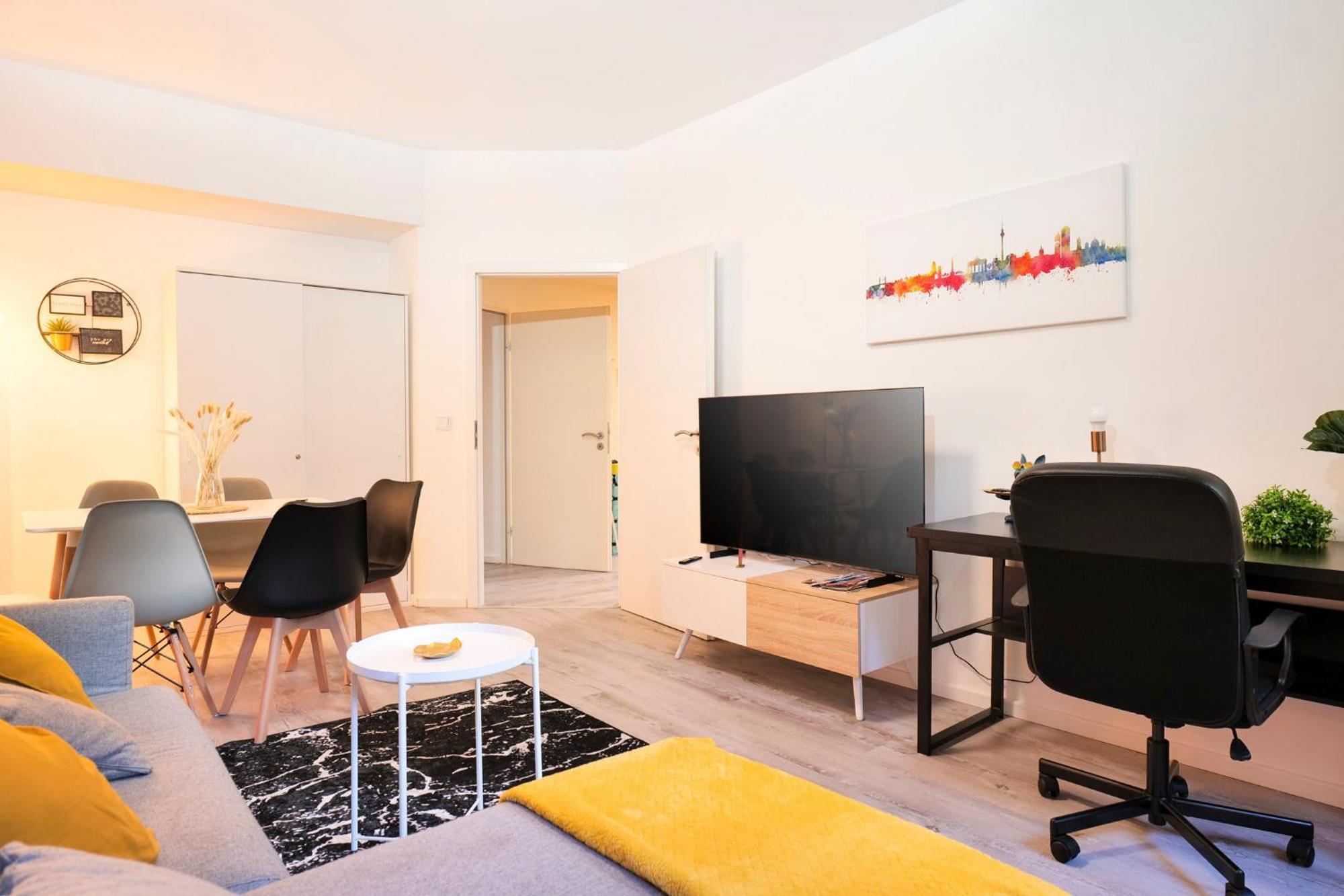 Blue Chili 31 - Stadtwohnung Fuer 7 - Modern Zentral Karlshorst Wlan Berlin Eksteriør bilde